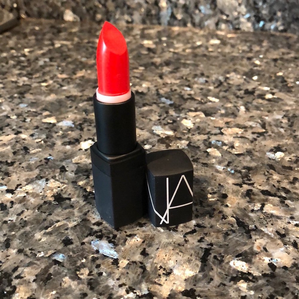 Nars lipstick